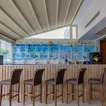 Отель Scala Nuova 4*